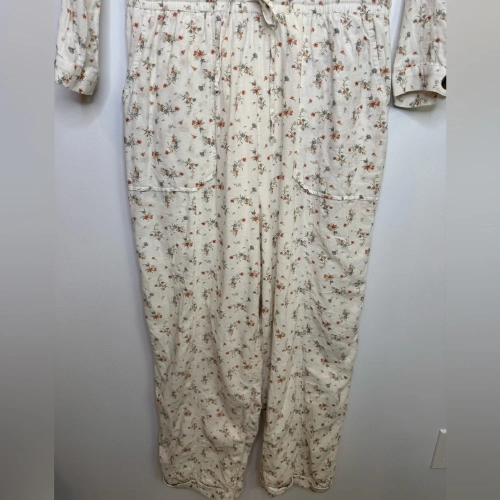 American Eagle white floral linen blend jumpsuit size medium - Picture 2 of 11